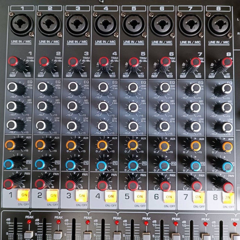 MICROTECH P8 powermixer rackในตัว P-8 P 8 เพาเวอร์มิกเซอร์ USB บลูทูธ เพาเวอร์มิก มิกซ์ มิกเซอร์ เครื่องเสียง ตัวปรับแต่งเสียง 450watt ไมโคร เทค เอไอ-ไพศาล