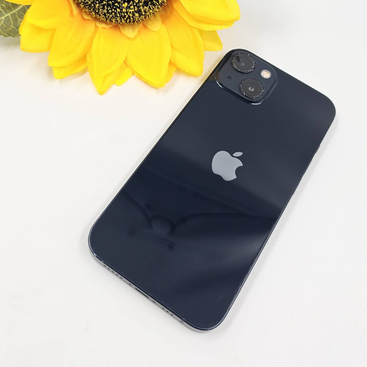 🪐🌻 iPhone 13 128GB Midnight 🌻🪐 📣 ห้ามพลาด iP 13 ศูนย์ไทย มีรอยตามภาพ ราคาสุดคุ้ม 😘