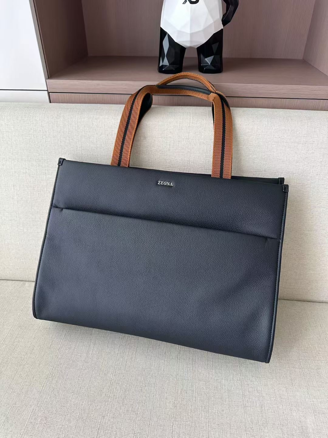 **do** กระเป๋าเดินทางหรือใส่เอกสาร Zegna BLACK DEERSKIN TOTE BAG หนังกวางนุ่ม สินค้าใหม่ ของแท้