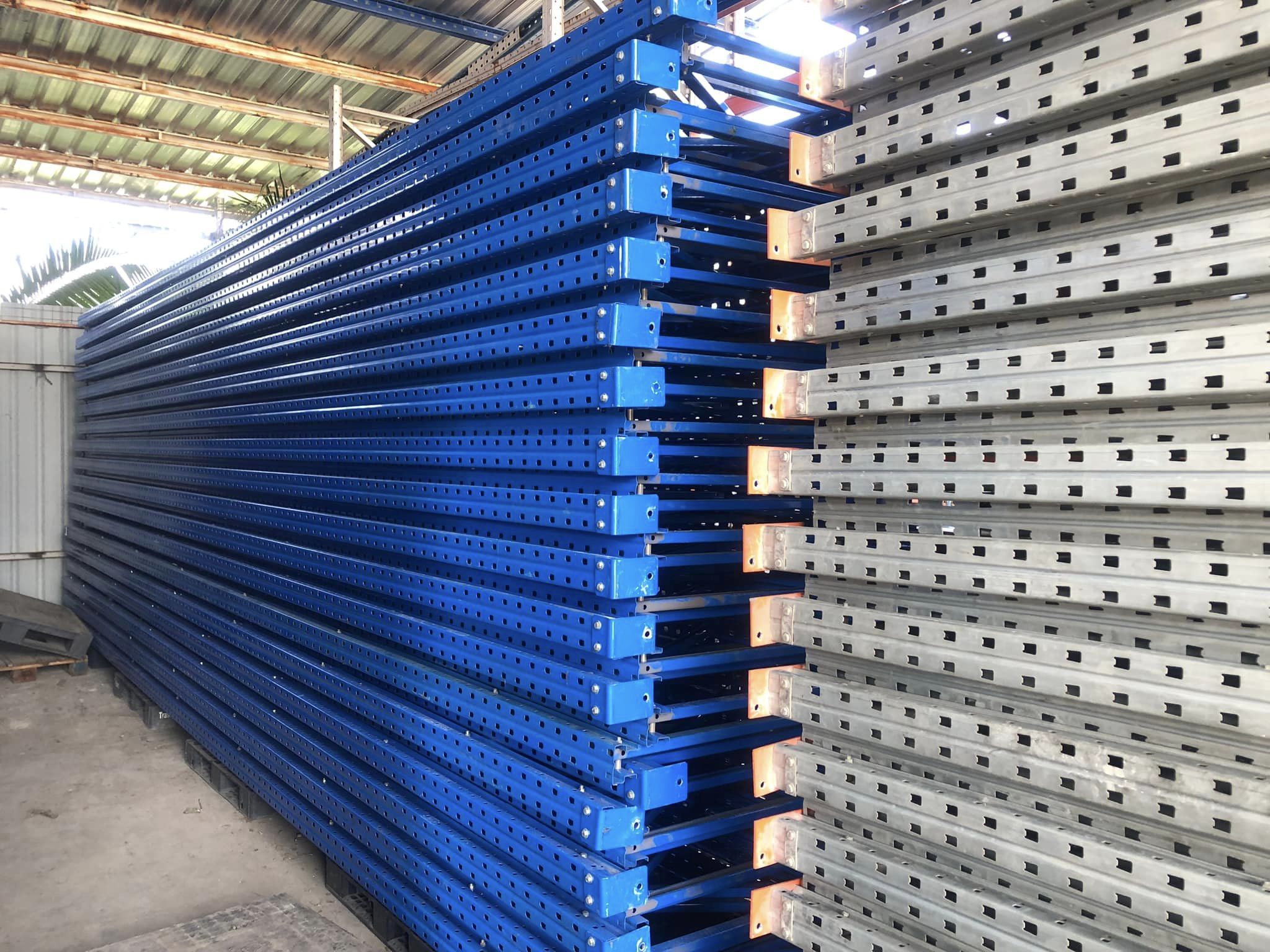 รับซื้อขายชั้นวางสินค้าอุตสาหกรรมมือสอง