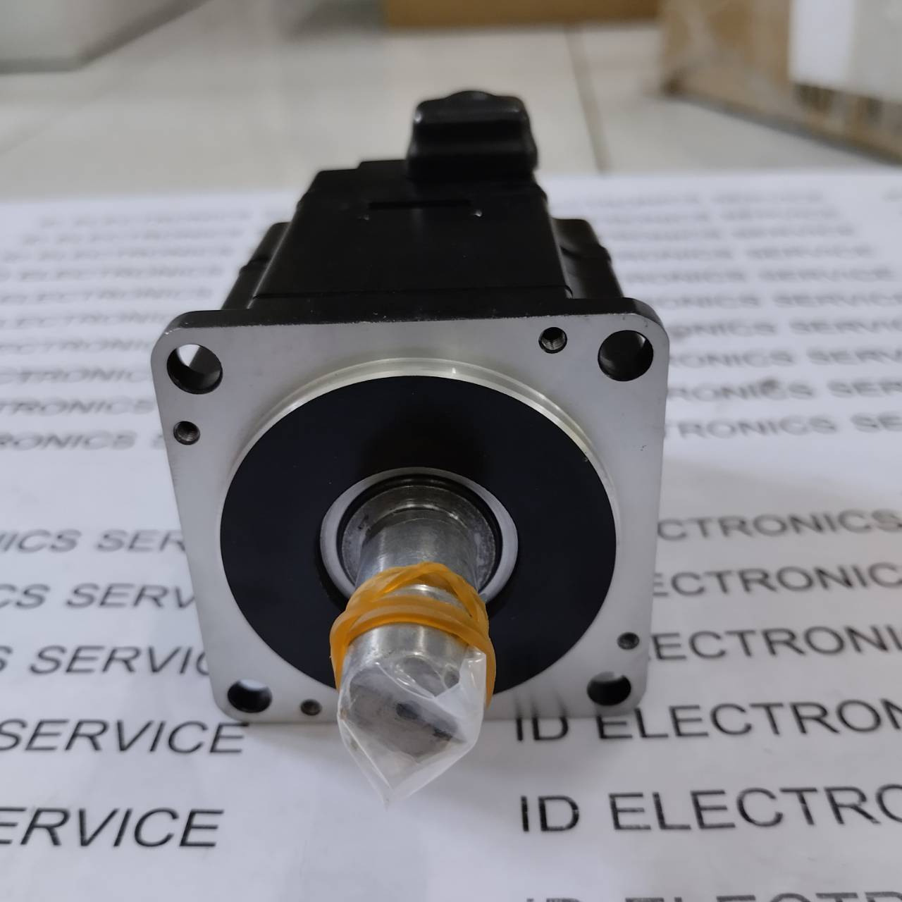 SGMJV-02ADA21 SERVO MOTOR "YASKAWA"