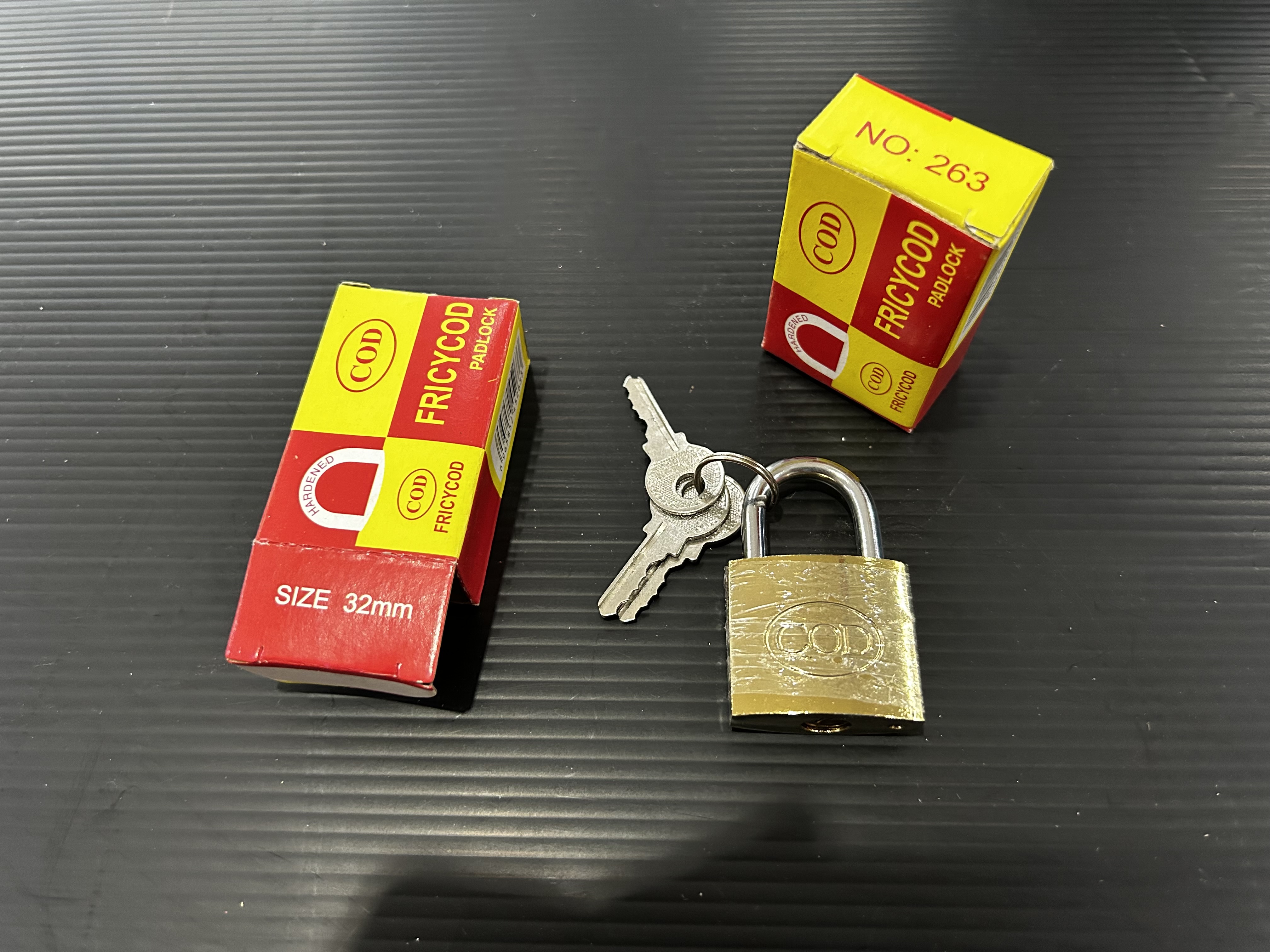 กุญแจ(263)สั้น 32mm.(ราคาต่อโหล)