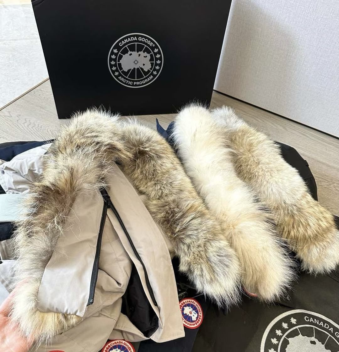 เสื้อแจ๊คเก็ต Canada goose Wyndham Parka ใส่ได้ชายหญิง ฮู้ดขนเฟอร์ถอดแยกได้ สินค้าใหม่ ของแท้