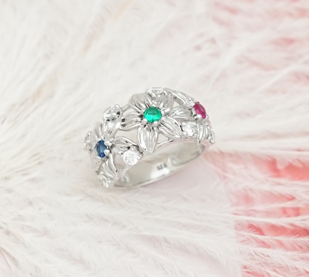 แหวนเงินแท้: แหวนลายดอกไม้หลากสี