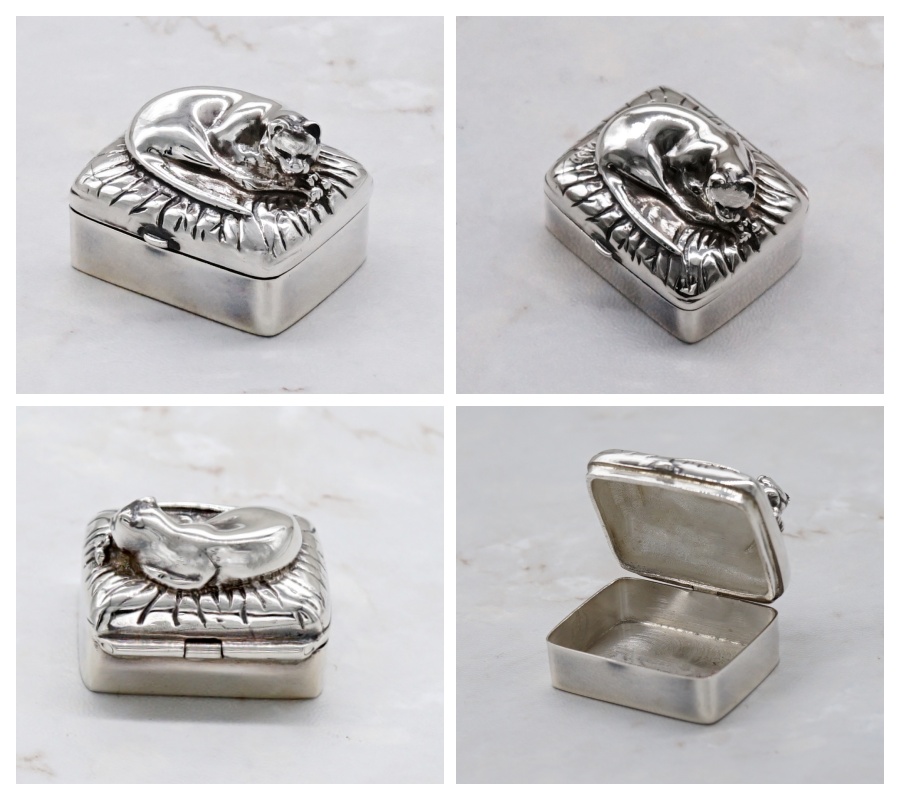 ตลับยา แอนทีค ทำจากเงินแท้ ลายแมวป่า (Silver Pillbox-Napping Cat)