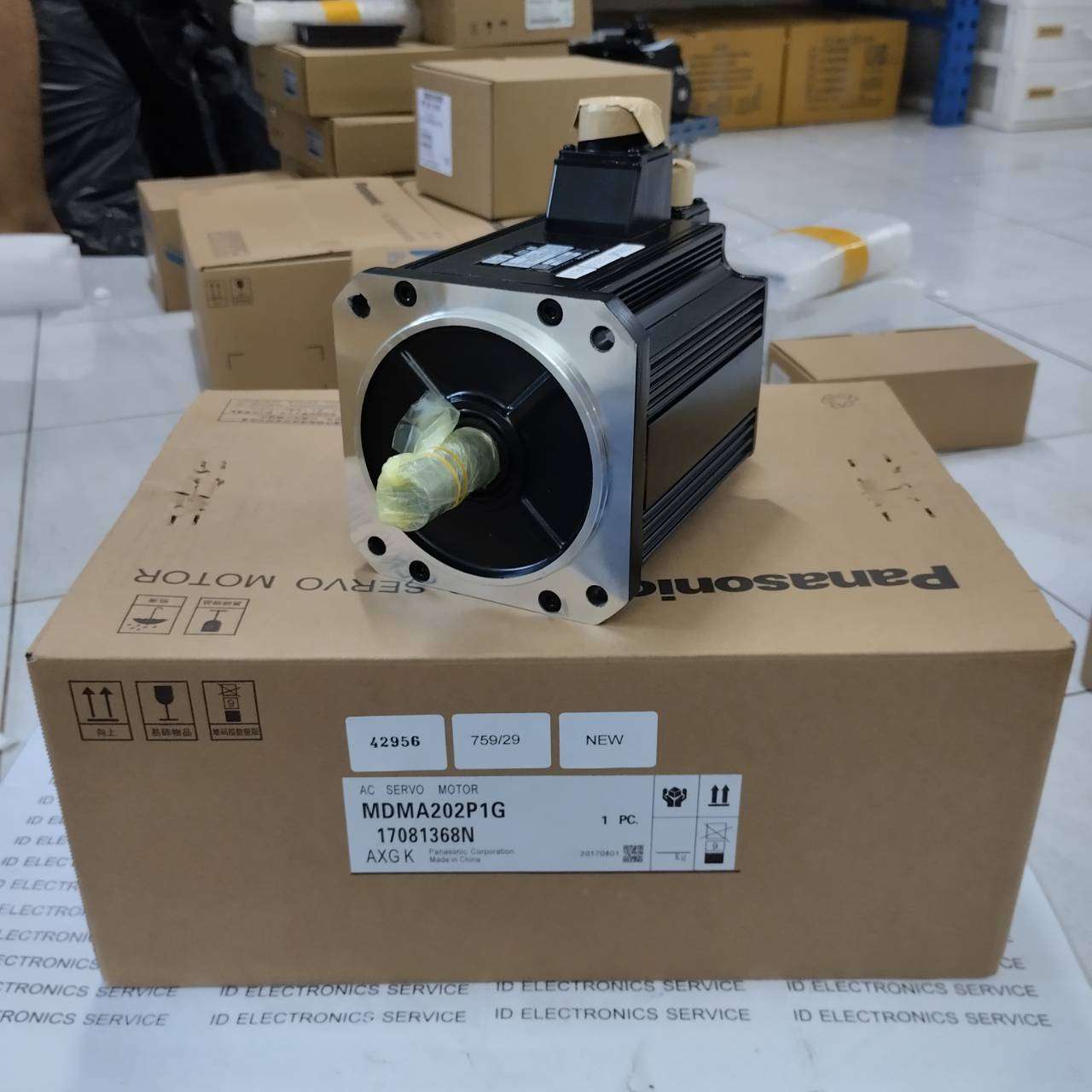 SERVO MOTOR "PANASONIC" MDMA202P1G