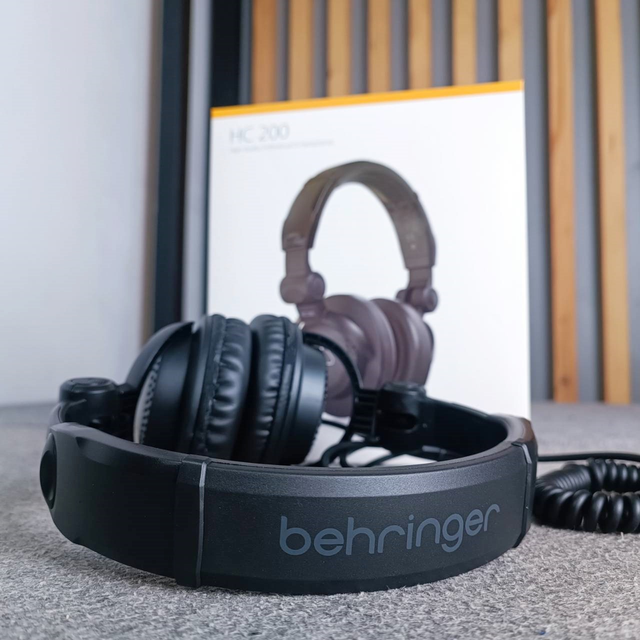 BEHRINGER HC-200 หูฟัง HC200 HEADPHONE HC 200 หูฟังครอบหู มอนิเตอร์ สตูดิโอ เอไอ-ไพศาล +++