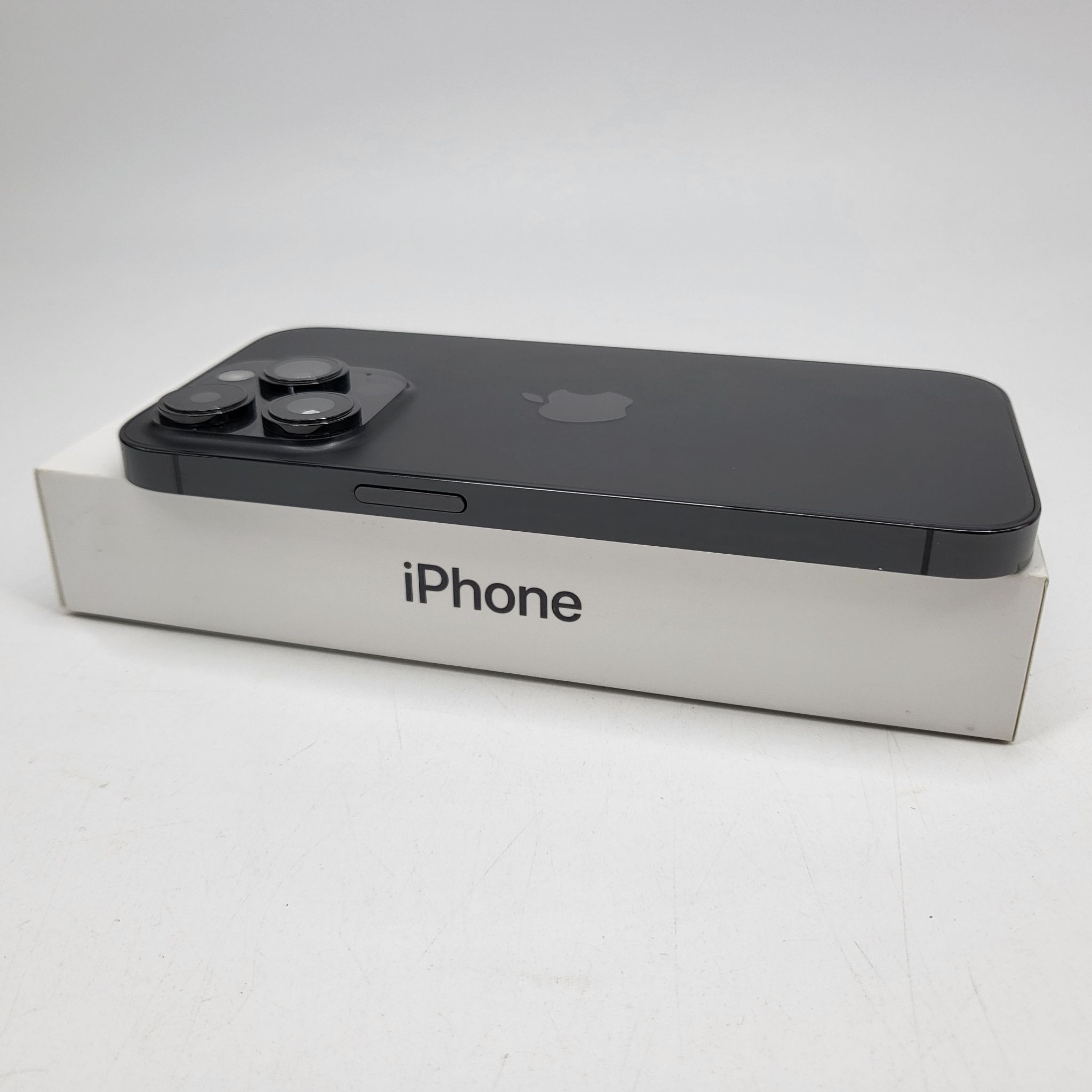 iPhone 14 Pro 128GB Space Black ครบกล่อง แบต100% สภาพดี ราคาสุดคุ้ม