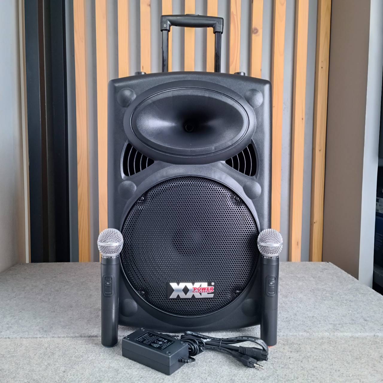 XXL SK 12 ตู้ลำโพง12นิ้ว USB บลูทูธ พร้อม ไมค์ลอย 2ตัวชาร์จแบตได้ SK-12 ลำโพง อเนกประสงค์ SK12 ลำโพงล้อลาก