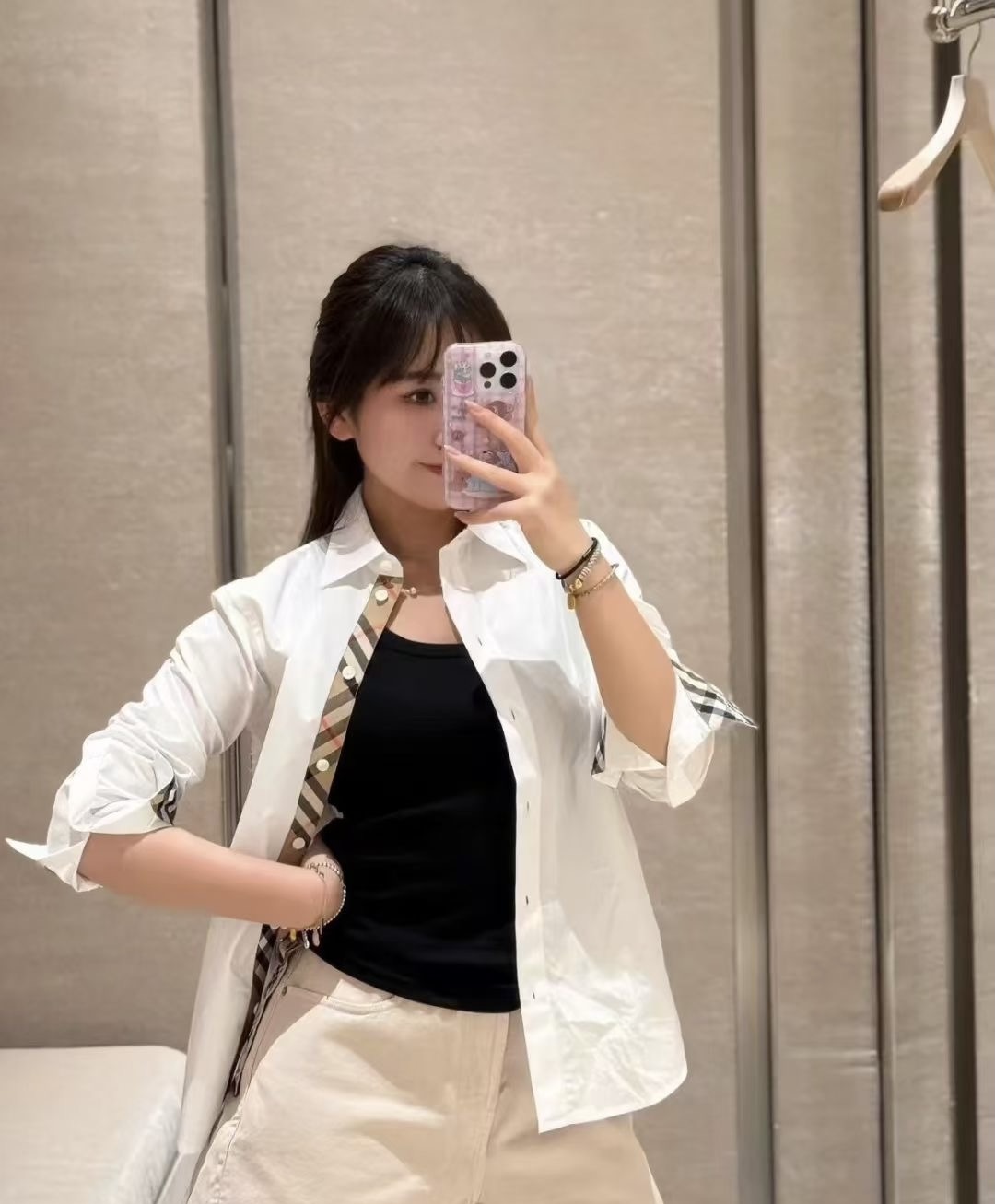 **do** เสื้อเชิ้ต Burberry Regular Fit Cotton Poplin Shirt ของผู้หญิง มี 2 สี สินค้าใหม่ ของแท้