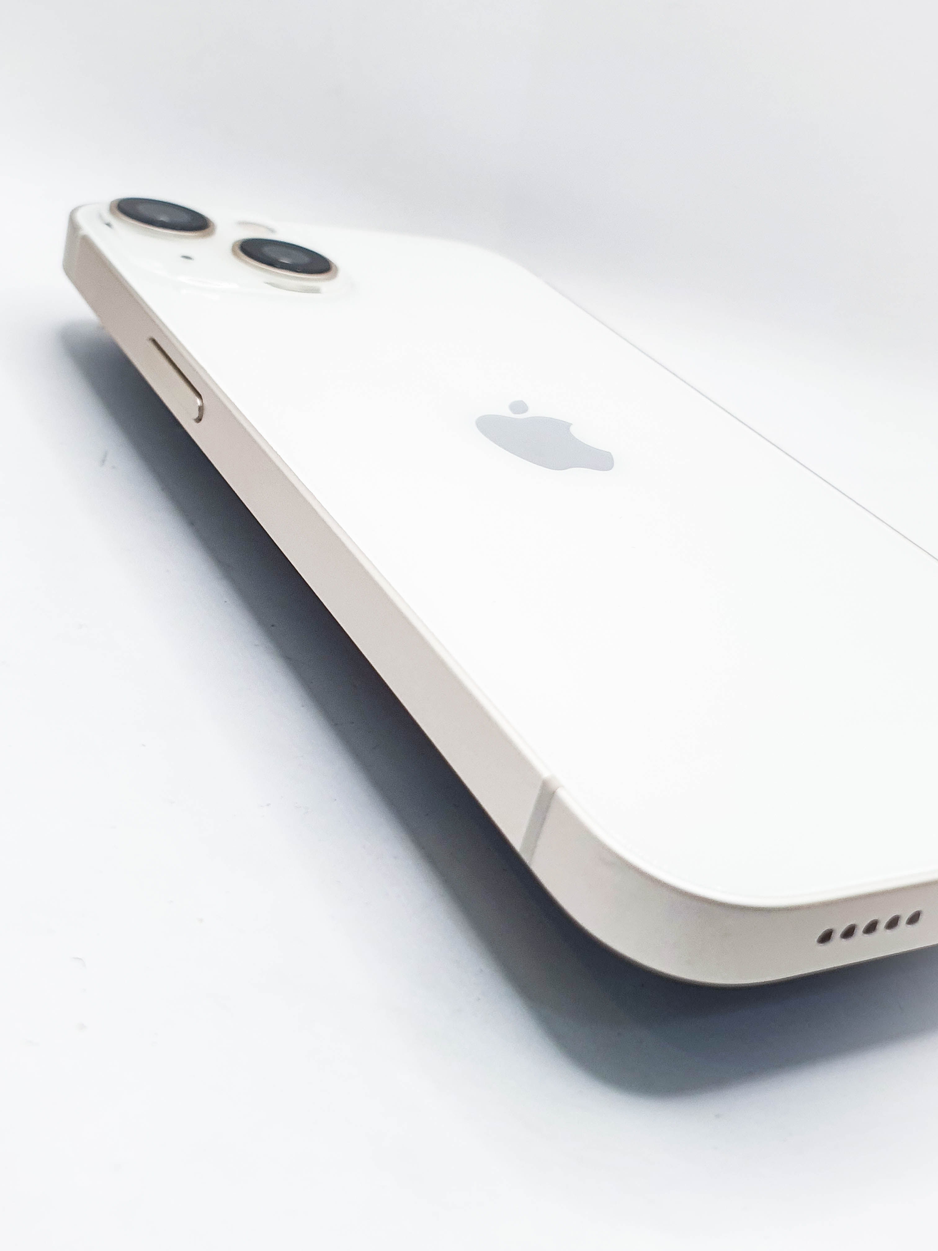 iPhone 13 128GB Starlight 🎅🎁 สุดคุ้ม❗️i13 ศูนย์ไทย แบต100 มีปกศ 10 เดือน 🎁🎅