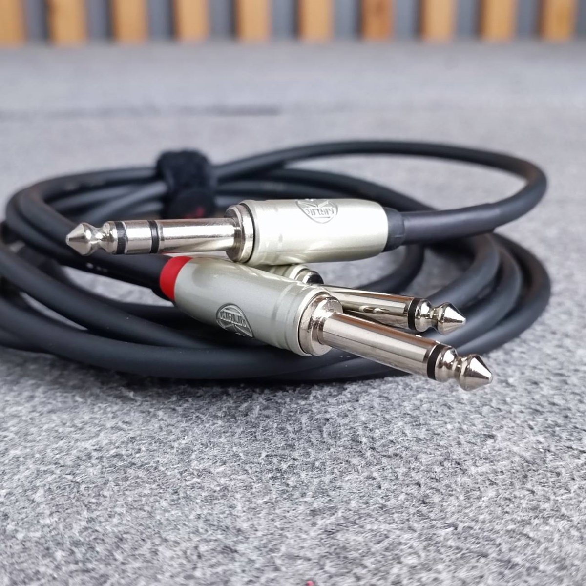 2เมตร KIRLIN Y-336PR สาย INSERT PHONE สเตอริโอ ออก Phone โมโนx2 ยาว 2เมตร 24awg สายสัญญาณสำเร็จรูป เอไอ-ไพศาล