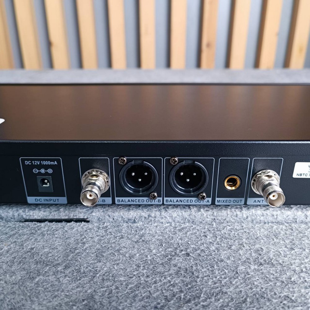 MICROTECH MT-333D ไมค์ลอยมือถือคู่UHF ไมค์โครโฟน ไมค์ลอย คลื่นความถี่ถูกต้องตาม กสทช MT 333 D MT 333D MT333 D MT333D ไมโครเทค เอไอ-ไพศาล +++