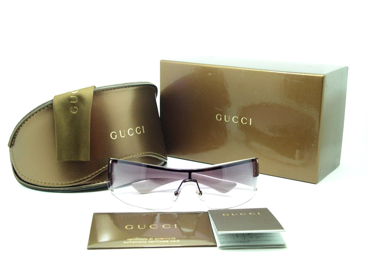 หมดแล้วค่ะ+++แว่นกันแดด Gucci !!!ไฮโซมากมายค่ะ ของแท้100%และถูกสุดๆ ส่งตรงจากUS.ค่ะ
