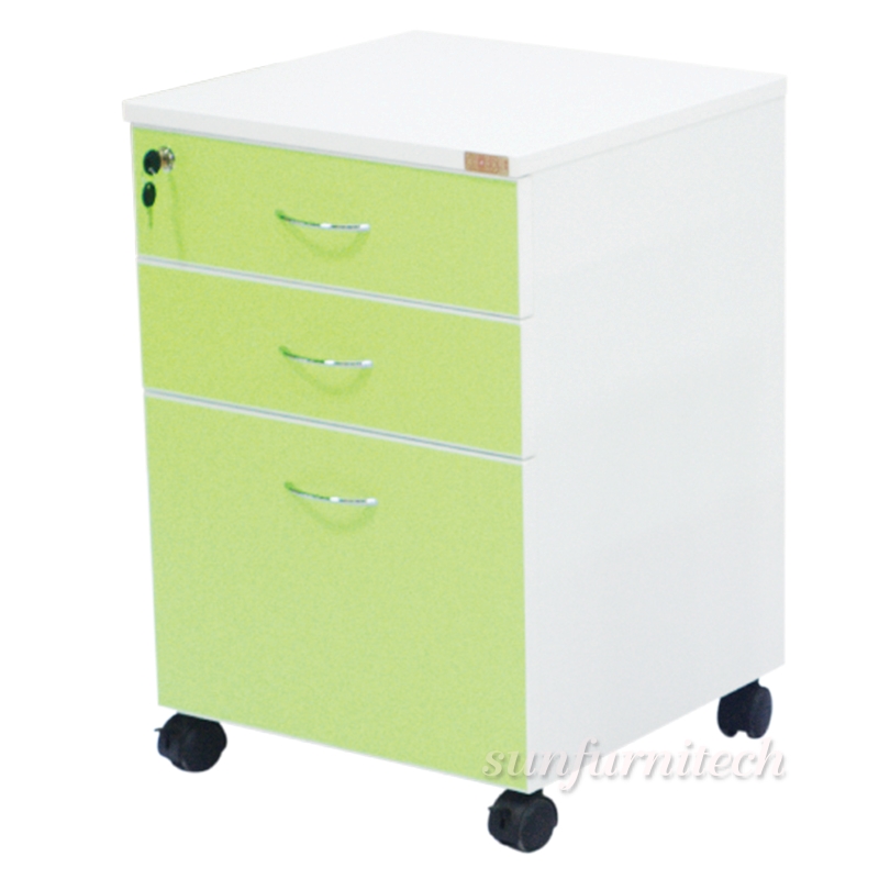 ตู้ลิ้นชักไม้ 3 ลิ้นชักล้อเลื่อน TK รุ่น SD-02