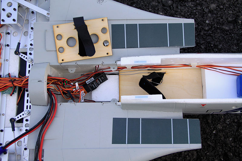 เครื่องบินไฟฟ้า ตัวลำ+ชุดไฟ Freewing F-14 Tomcat Twin 80mm EDF Jet PNP