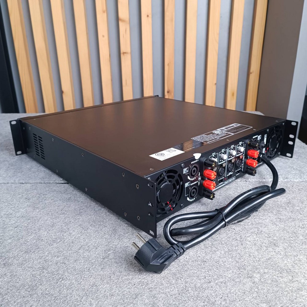 PROEUROTECH 4800Q POWERAMP 4CH *รุ่นใหม่มีจอ* มีครอสในตัว เพาเวอร์แอมป์ 4ch เครื่องขยายเสียง กำลังขยาย 800วัตต์ 4800 Q PRO EUROTECH โปรยูโรเทค เอไอ-ไพศาล