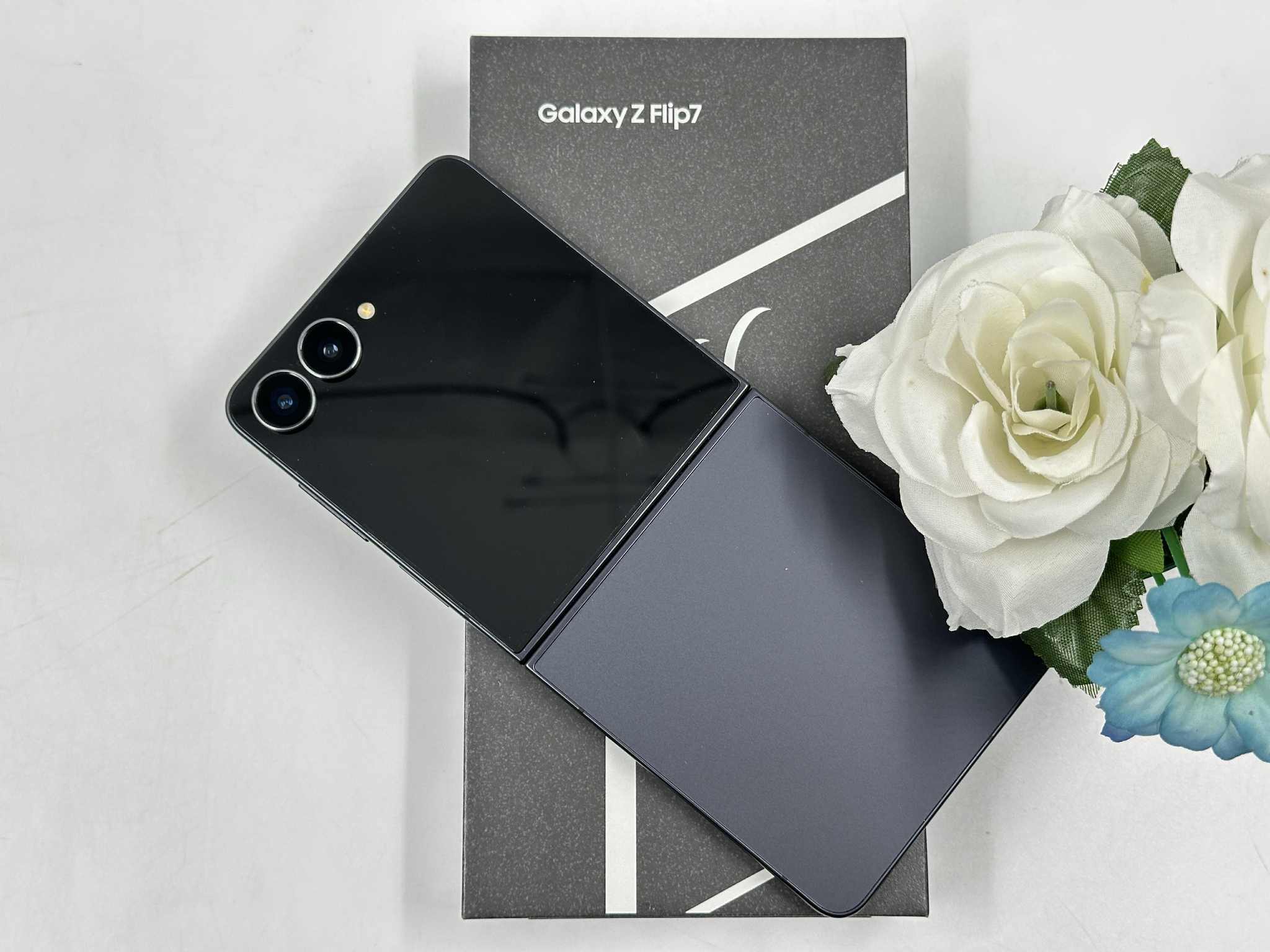 🐽Samsung Galaxy Z Flip7 (12/512GB) Jet Black (5G) 🐽ไร้รอยตกหล่น