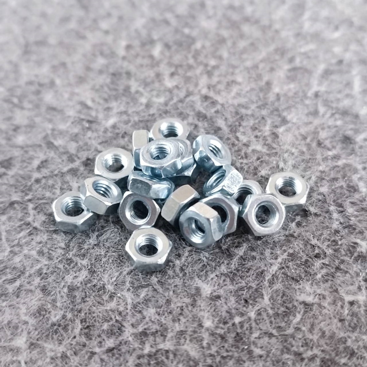 ถุง20ตัว หัวน็อตขาว M3 0.5X5.5 หัวน็อตขาวM3 หัวน็อตขาวM 3 M-3 น็อต หัวน็อตตัวเมีย น็อตตัวเมีย น็อตตัวเมียM3 เอไอ-ไพศาล