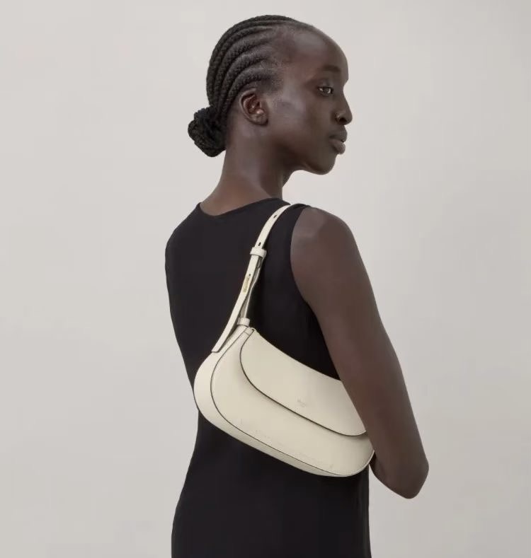 **do** กระเป๋าหนังแท้ Mulberry Clovelly Shoulder Bag Eggshell Micro Classic Grain สินค้าใหม่ ของแท้