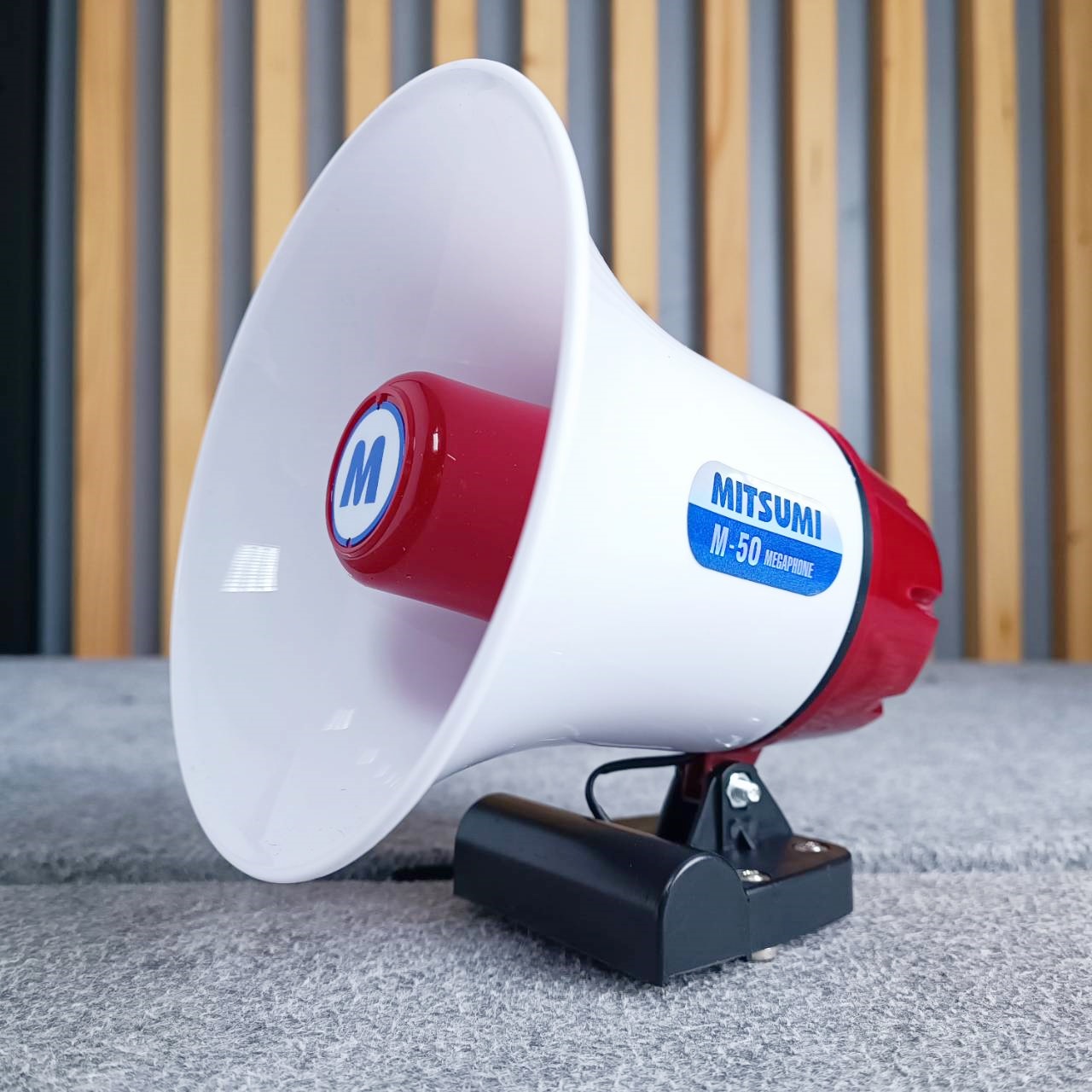 (พร้อมใช้ ไม่ต้องต่อแอมป์) MITSUMI M-50 โทรโข่งชาร์จได้ ฐานแม่เหล็ก โทรโข่งฮอร์น รุ่นใหม่ออกมาแทน M55 ขายึดแบบแม่เหล็ก ยึดติดทุกพื้นที่เหล็ก มิตซูมิ M 50 M50 เอไอ-ไพศาล