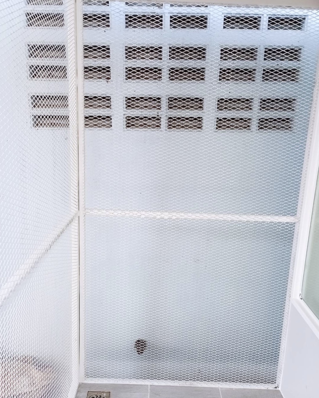 บ้านหมา บ้านแมวติดแอร์ " 𝐌𝐎𝐃𝐄𝐑𝐍 𝐒𝐓𝐘𝐋𝐄" ฟังก์ชั่นครบ หลังใหญ่ แบ่งออกเป็น 2 โซน ระบายอากาศได้ดี