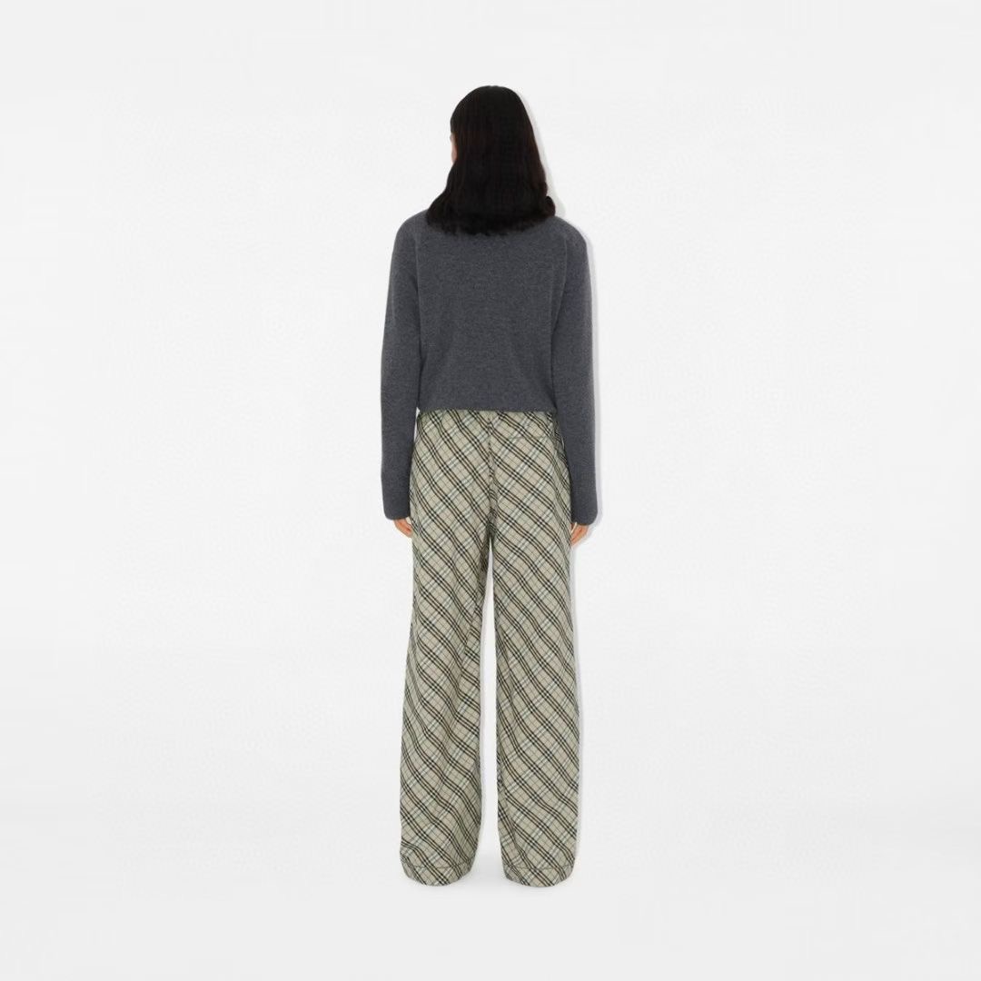 **do** กางเกงผ้าเอวยางยืด Burberry Check Cotton Pyjama Trousers สินค้าใหม่ ของแท้