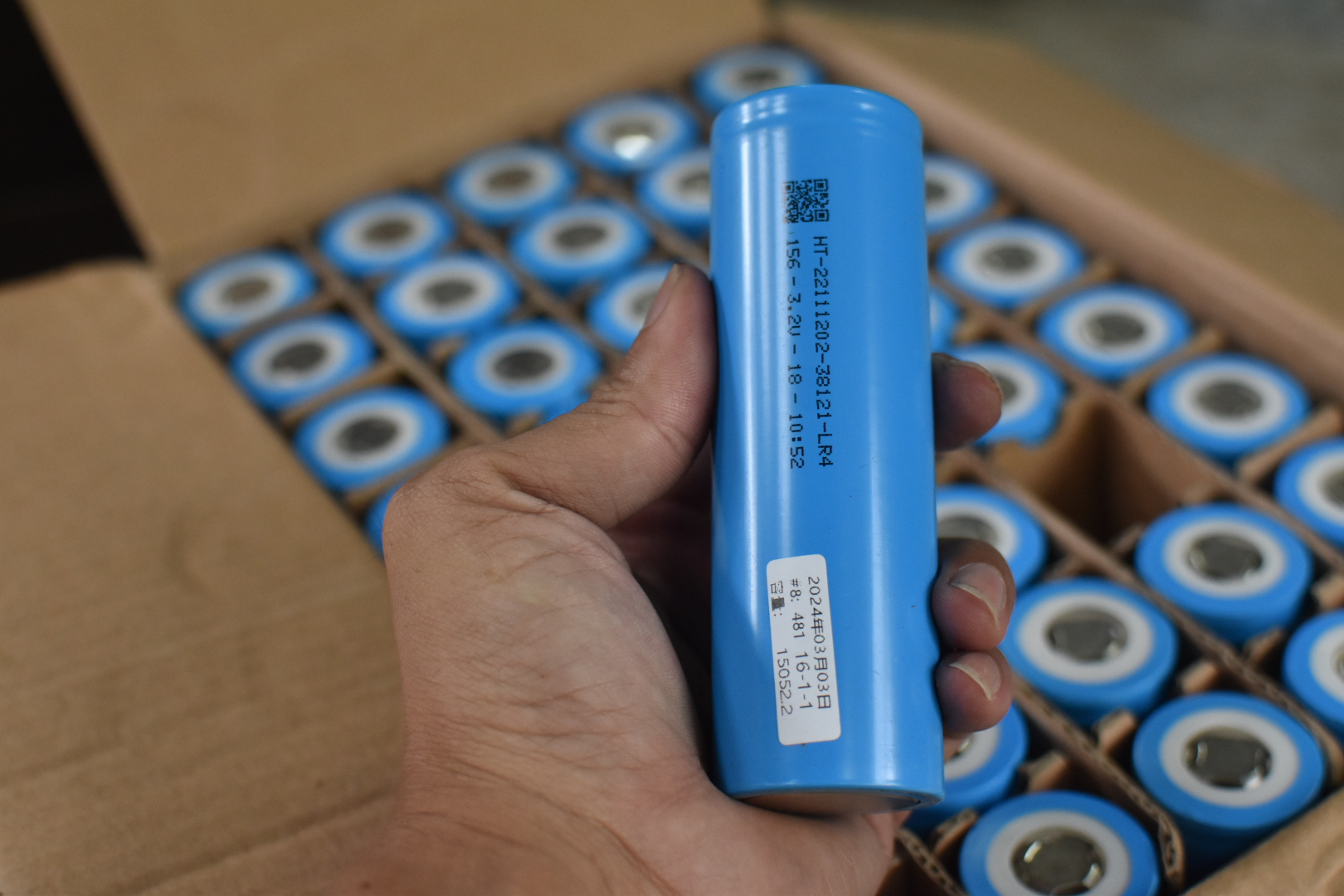 แบตเตอรี่ ลิเทียมฟอตเฟส Lifepo4 ขนาด 38121 , 32140 15Ah 3C 3.2V IR ต่ำ เหมาะกับงานรถไฟฟ้าขนาดเล็ก โคมไฟโซล่าเซล