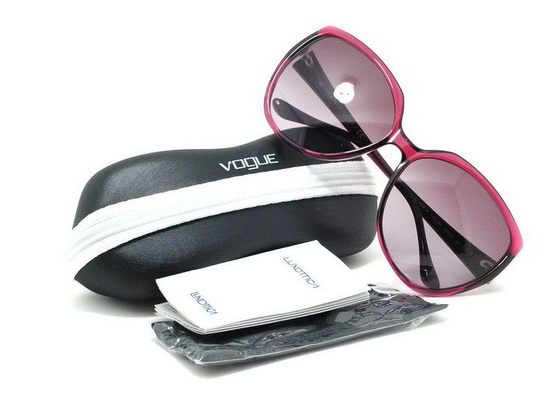 หมดแล้วค่ะ+++แว่นกันแดด Vogue !!!แบรนด์นี้ใส่สวยแน่นอนค่ะ ของแท้และถูกที่สุด ส่งตรงจากUS.ค่ะ