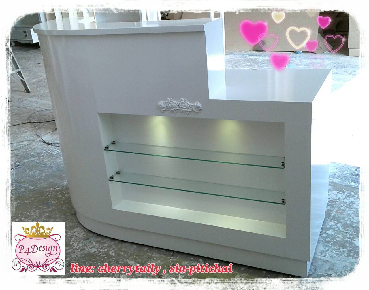 เคาน์เตอร์วินเทจกุหลาบสีขาวสำหรับร้านค้า