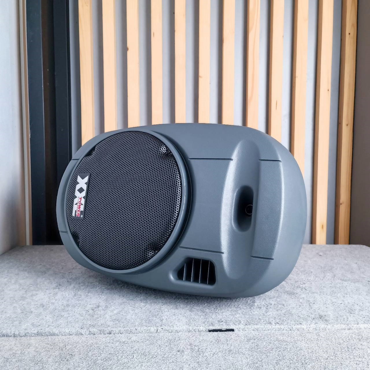 XXL XXL-712 ลำโพงล้อลาก ไมค์ลอย UHF ตู้ลำโพงเคลื่อนที่ 12 นิ้ว พร้อมไมค์ลอย UHF มีบลูทูธ แบตเตอรี่ชาร์จในตัว XXL12 XXL 12 เอไอ-ไพศาล