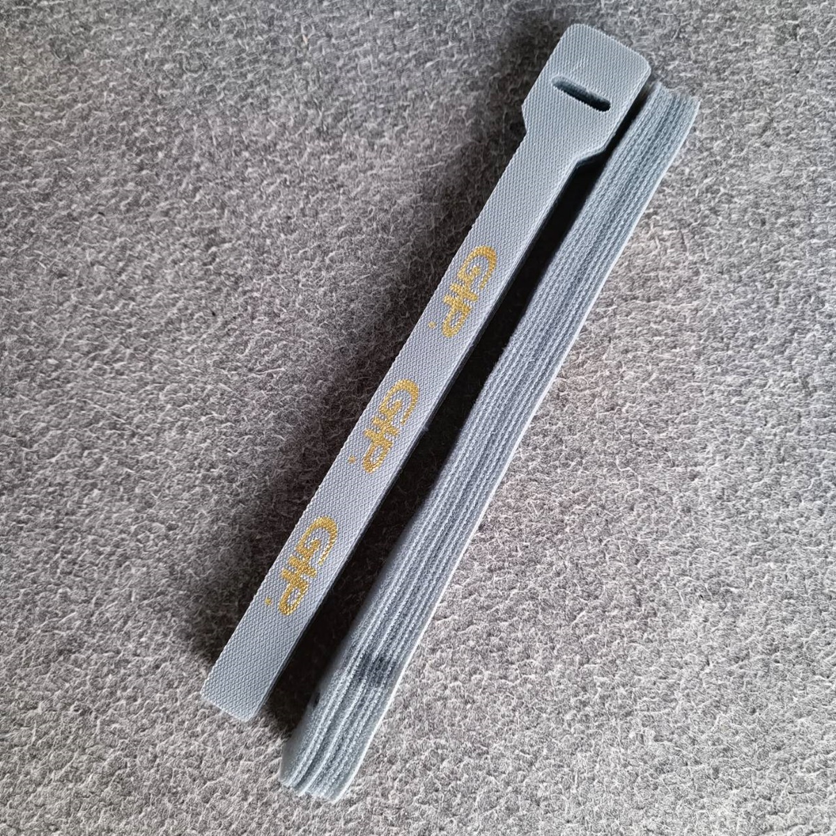 รุ่นใหม่ แพ็ค20เส้น สายรัดGIP สายรัดอเนกประสงค์ เข็มขัดสายไฟ สายรัด สายสัญญาณ สายลำโพง เอไอ-ไพศาล