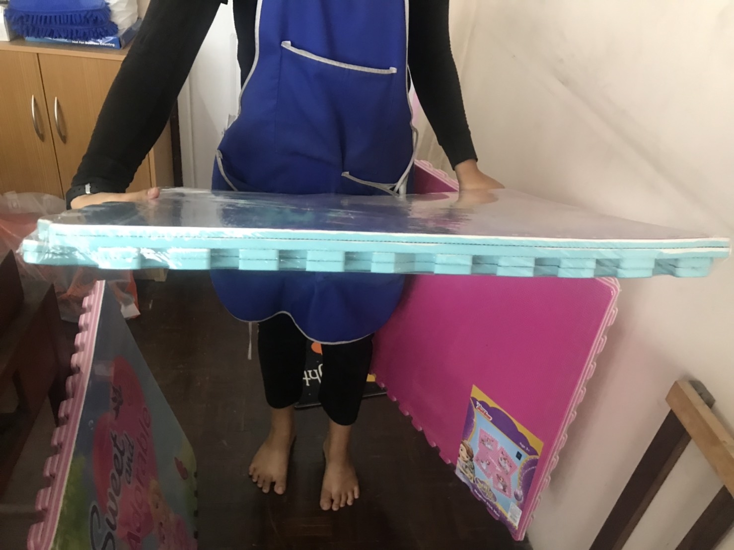 FZ9451 โฟมรองคลานลายโฟร่เซ่น แผ่นกันกระแทกเด็ก ลิขสิทธิ์ถูกต้อง แพ็ค 4 แผ่น