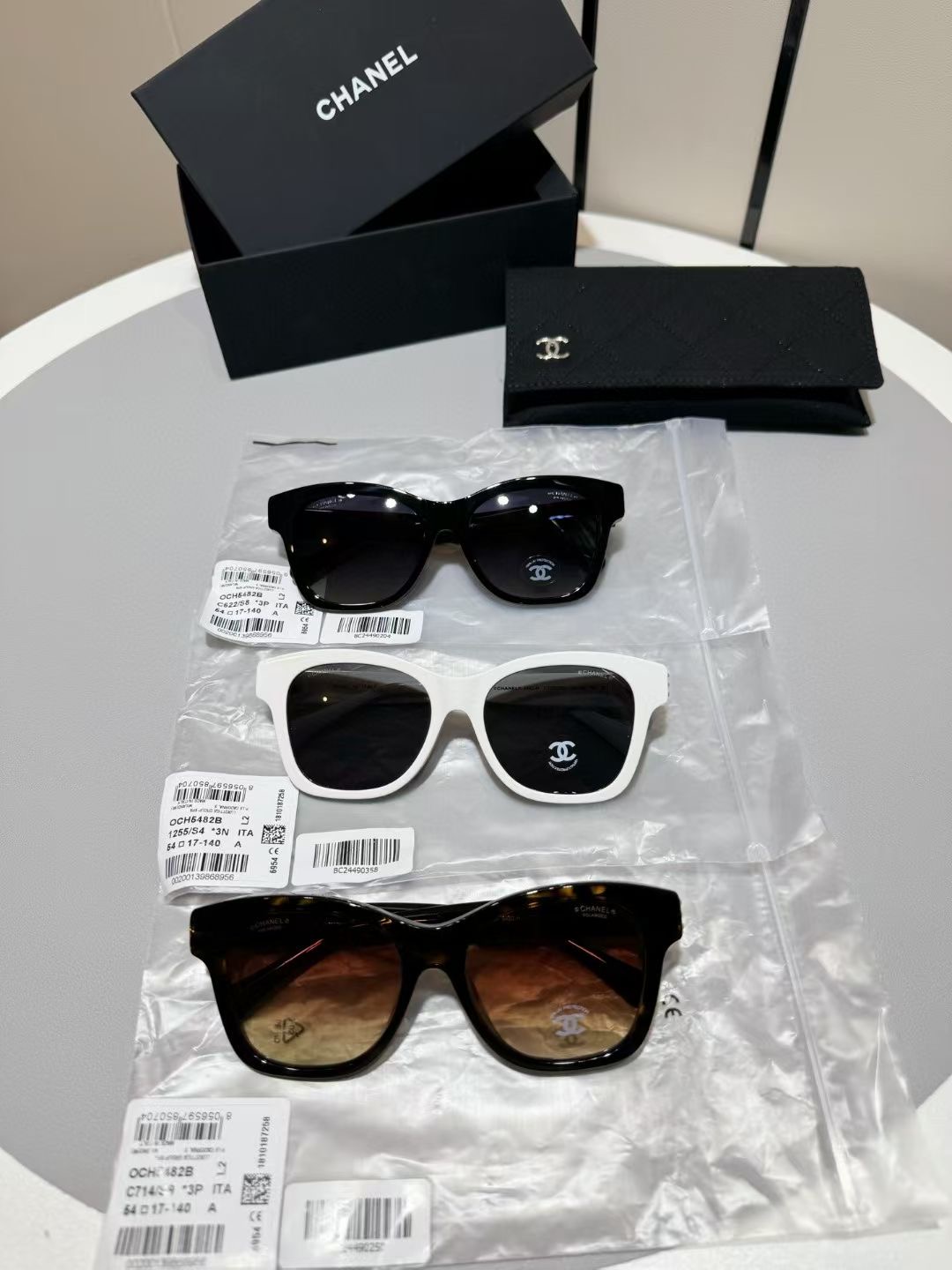 **do** แว่นตากันแดด Chanel อะซีเตทและมุกแก้ว เลนส์ Polarized มี 3 สี สินค้าใหม่ ของแท้