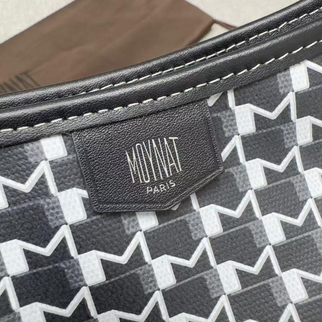 กระเป๋าแคนวาส Moynat Hobo Bag the House’s signature monogram canvas สินค้าใหม่ ของแท้