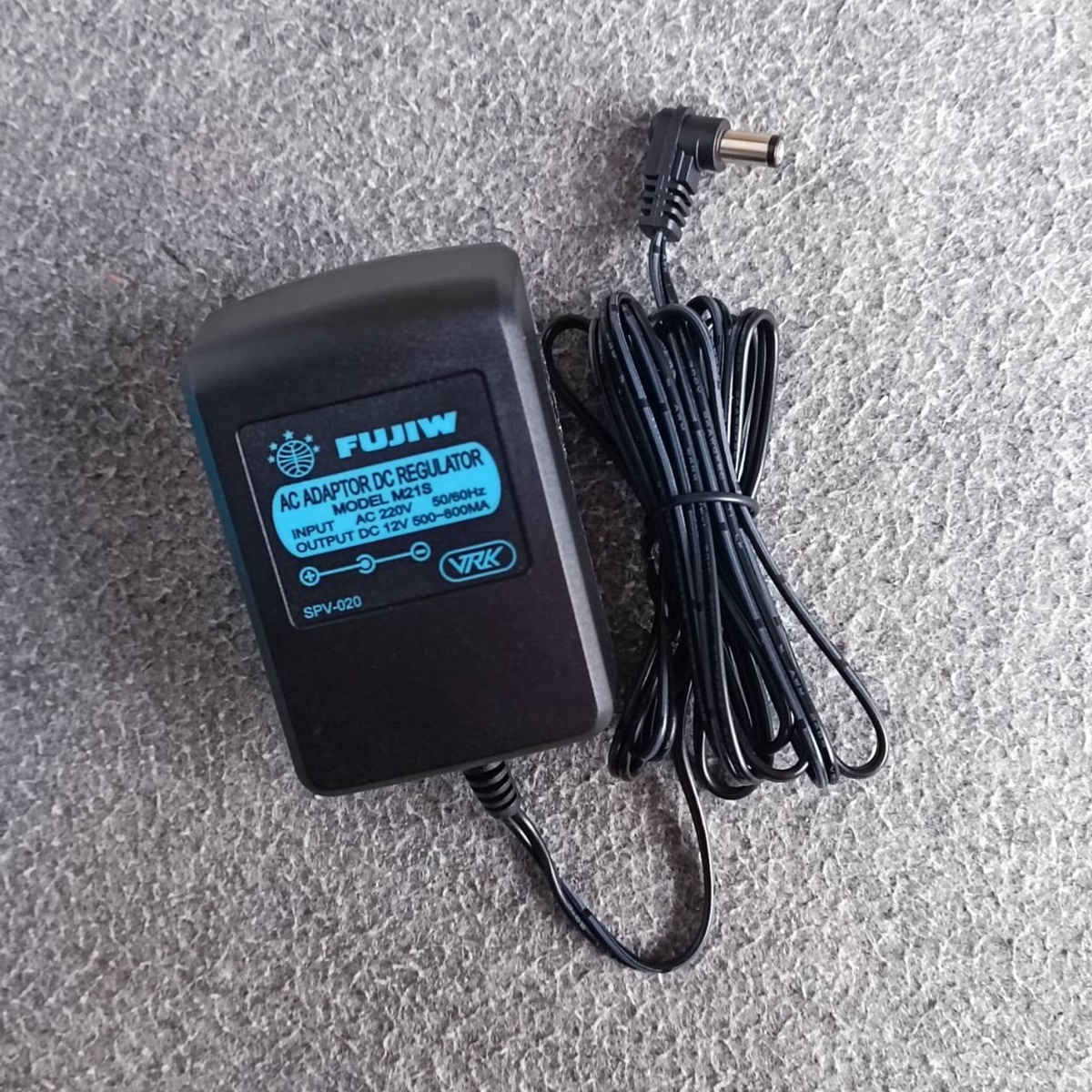 Adaptor FUJIW M21S 12V (ขั้ว +ใน -นอก) positive polarity 800mA มีเรคกูเลเตอร์ ให้ไฟเรียบ M 21 S อะแด๊บเตอร์