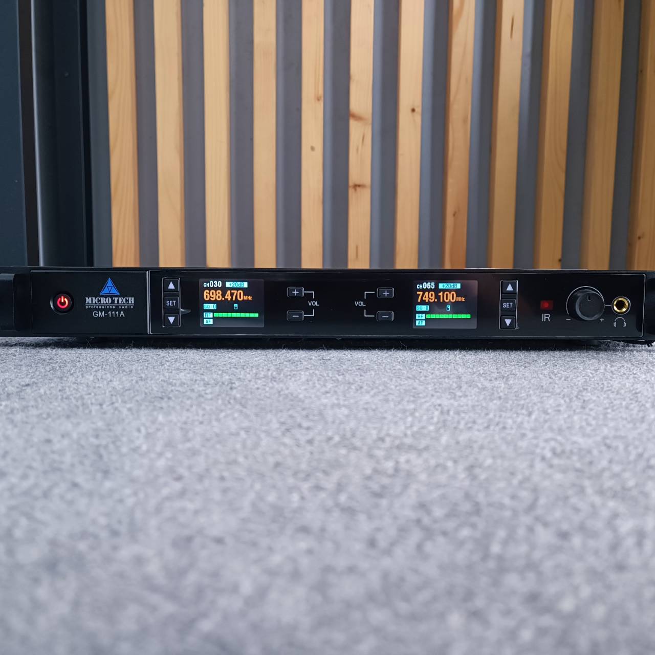 MICROTECH GM-111A ไมค์ลอยคู่ UHF MICRO TECH ไมค์โครโฟน ไมค์ลอย ไมโคร เทค GM 111A GM111A เอไอ-ไพศาล