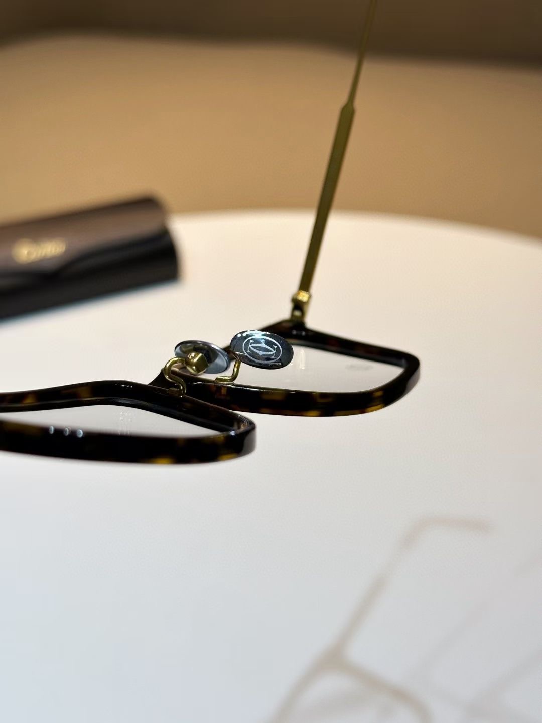 **do** กรอบแว่นตา Cartier Eyewear cat มี 2 สีใส่ได้ชาย หญิง สินค้าใหม่ ของแท้