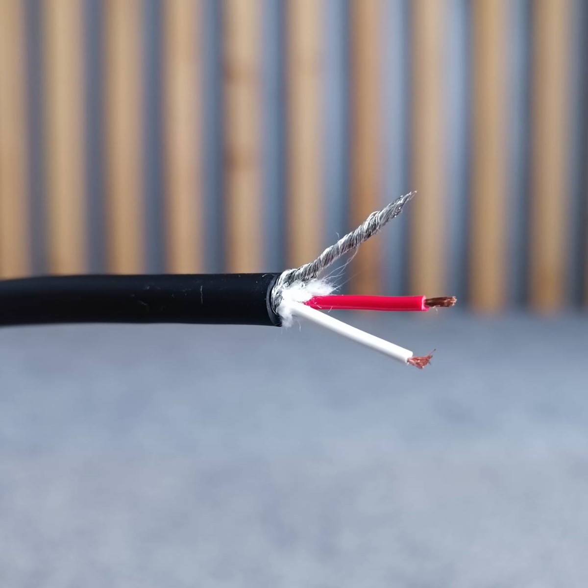 ขด100เมตร KANE VVS-1 สายไมค์สเตอริโอ สีดำ สายสัญญาณ VVS1 VVS 1 สายไมค์ST สายไมค์ 6mm สายชีลด์สเตอริโอ เอไอ-ไพศาล