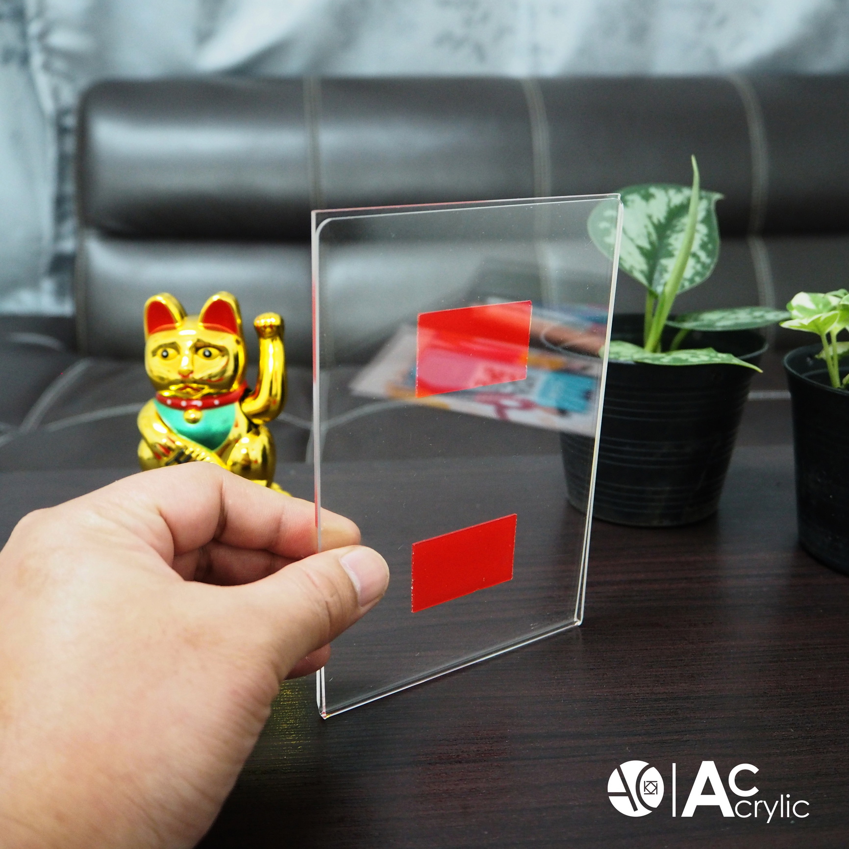 ป้ายติดผนัง ป้ายอะคริลิค กรอบรูป A6 แนวตั้ง 10.5x15cm. ไม่ต้องเจาะ แถมกาว 2 หน้า Acrylic wall ads (A6PW)