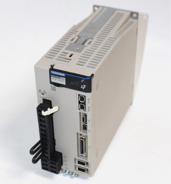 SGD7W-1R6A20A SERVO DRIVE "YASKAWA"