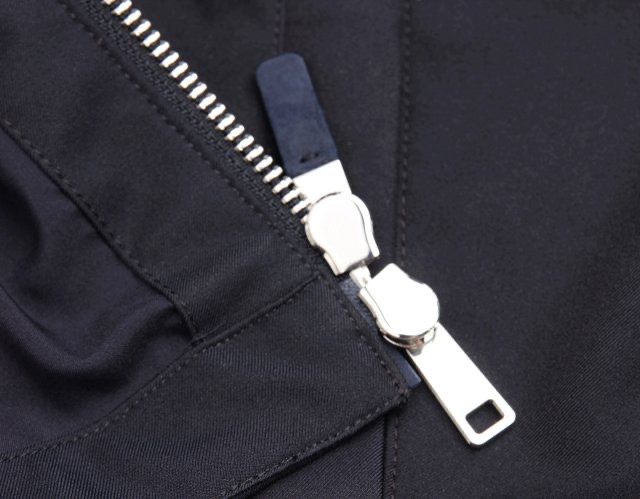 **do** เสื้อคลุม Zegna MOTORIN 100CC MICROFIBER BLOUSON สินค้าใหม่ ของแท้