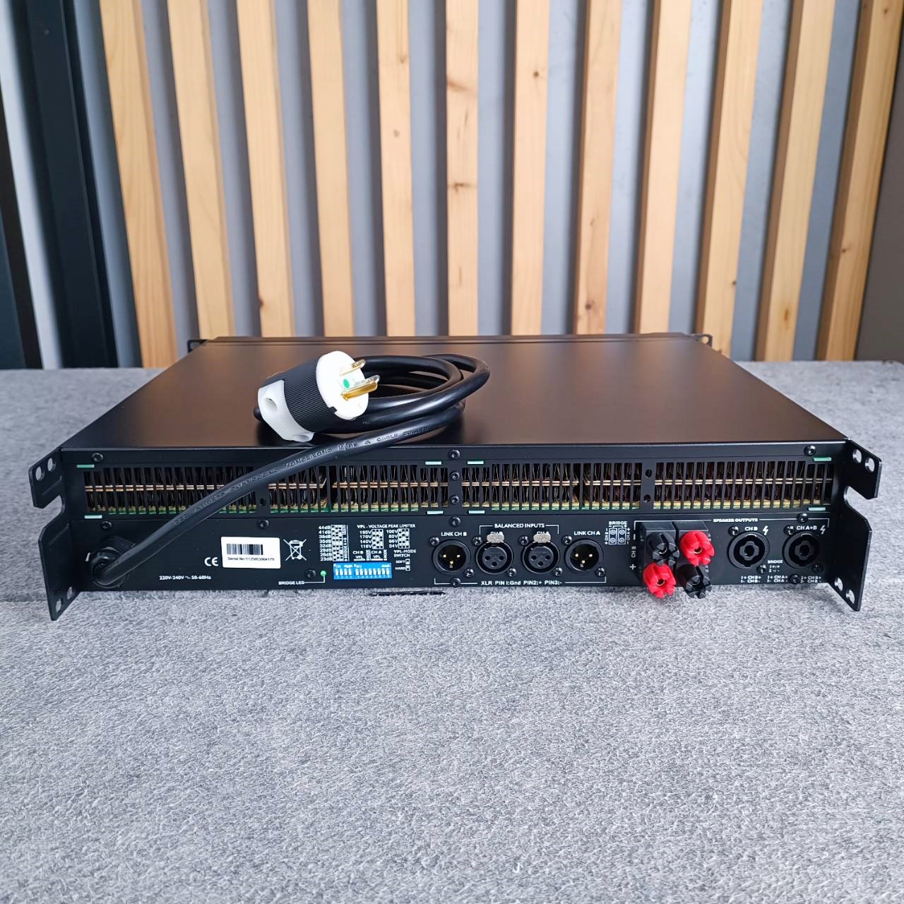 VL AUDIO VL-14000 poweramp 2CH เพาเวอร์แอมป์คลาส TD 2 แชแนล ทนทานไม่กลัวไฟตก น้ำหนักเบาระบบสวิตชิ่ง VL-AUDIO VL 14000 VL14000 เอไอ-ไพศาล