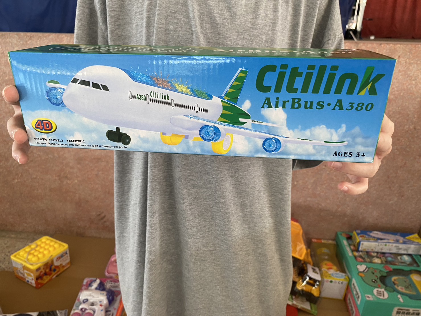 A380-600 ของเล่นใส่ถ่านเครื่องบินใส่ถ่านมีเสียงไฟ เครื่องบินชนถอย ปลีกลำละ