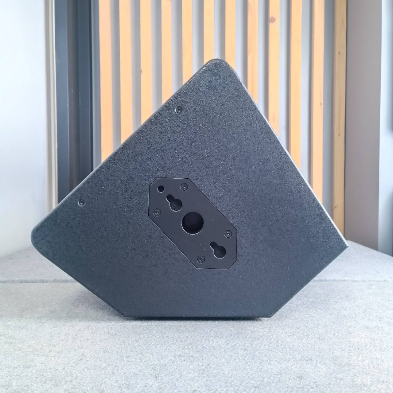 HOTROCK LS-15L ตู้ลำโพง ไม้MFD ดอก15นิ้ว ทรง PS-15 ตู้ ลำโพง LS 15L LS15L เอไอ-ไพศาล