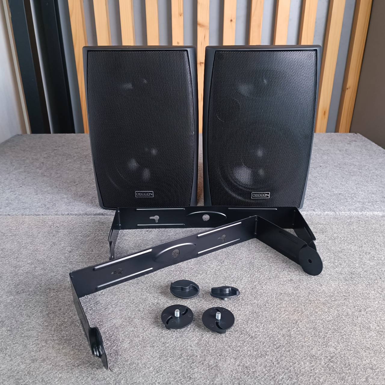 1 คู่ สีดำ DECCON sern-65B ตู้ลำโพง แขวน 6นิ้ว sern65 B sern 65 ตู้ ลำโพง ติดผนัง เอไอ-ไพศาล