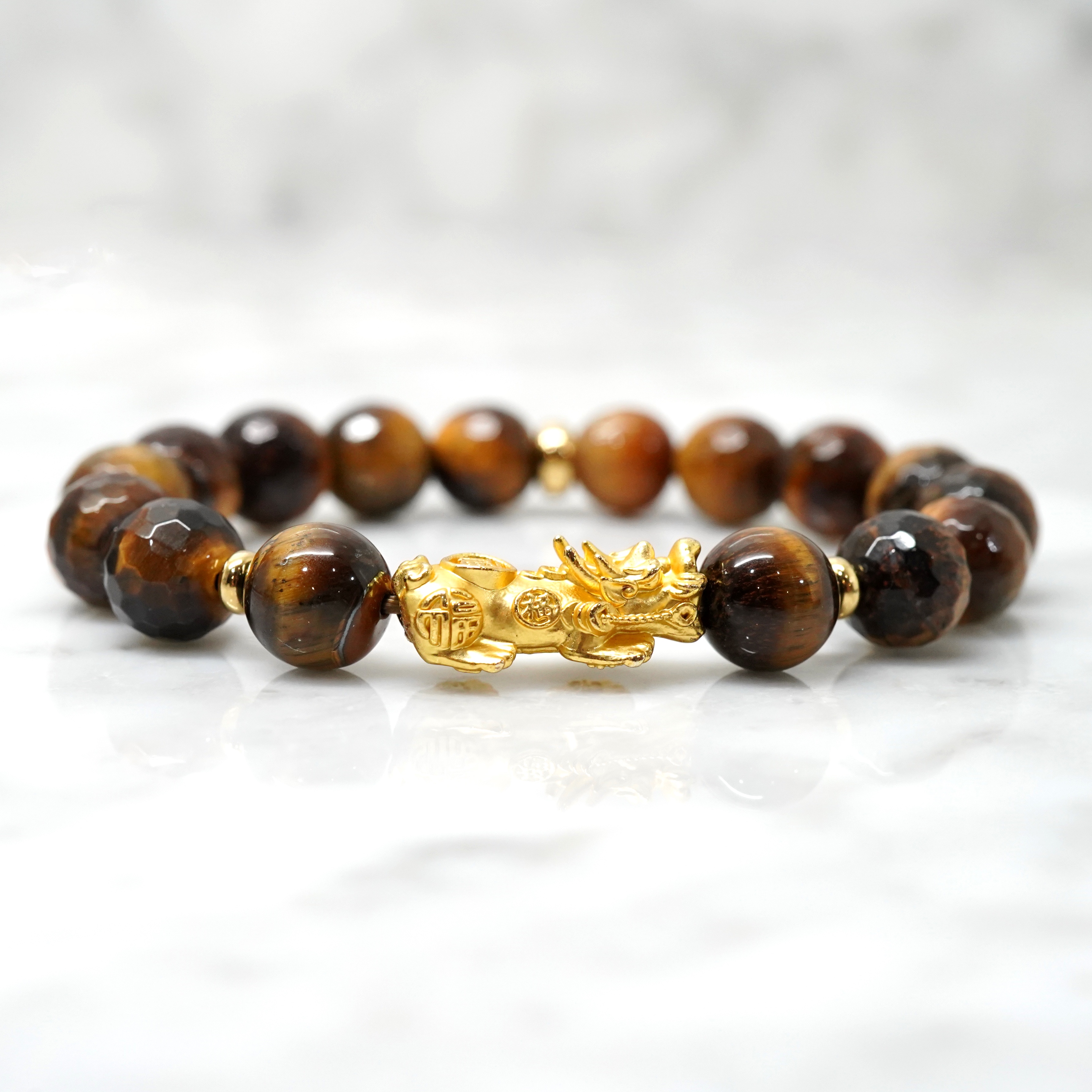 สร้อยหิน ไทเกอร์ อาย (Tiger′s Eye) เกรดพรี่เมี่ยม-หินแห่งพลังและโชคลาภ พร้อมตัวคั่นสีทองและปี่เซี่ยะ