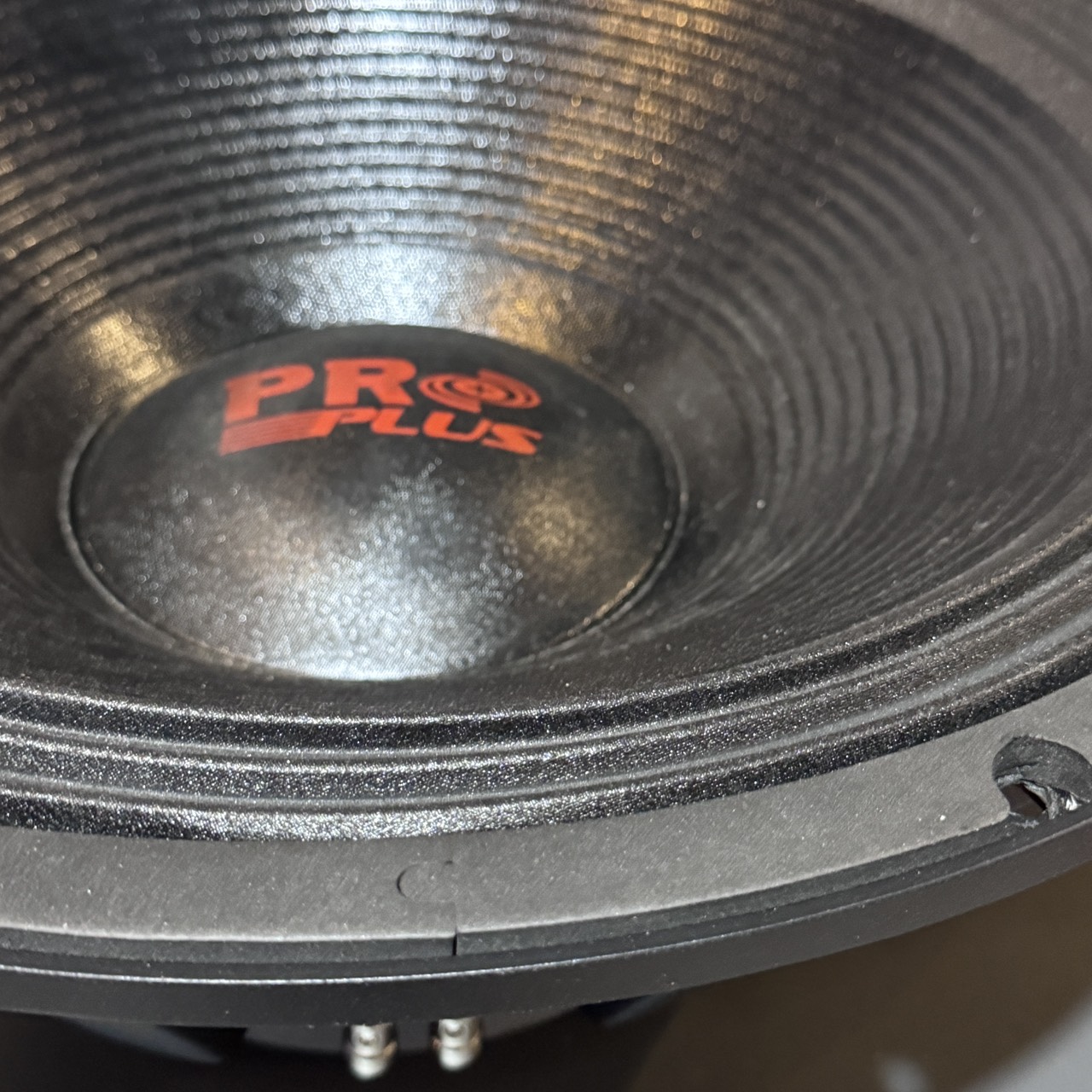 สินค้าเสียหายจากการขนส่ง วอยซ์เบียด PROPLUS AN-581 ลำโพง18นิ้ว โครงหล่อ 5/12/68