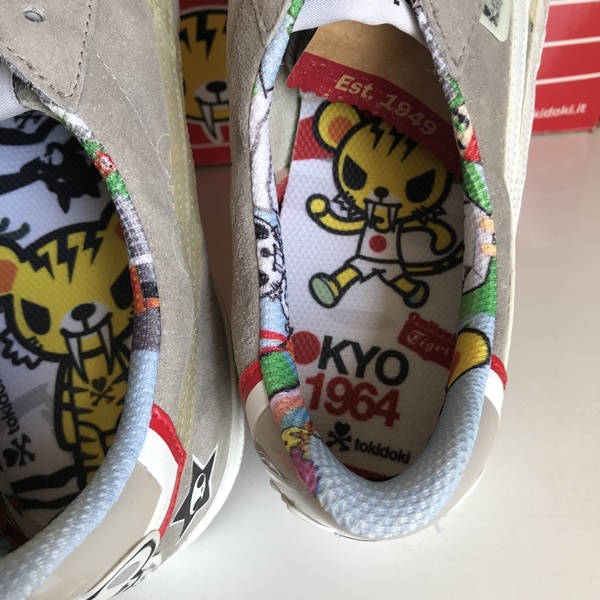 Tokidoki Lawnship - White / Apple Green (Show Case) เก่าเก็บ