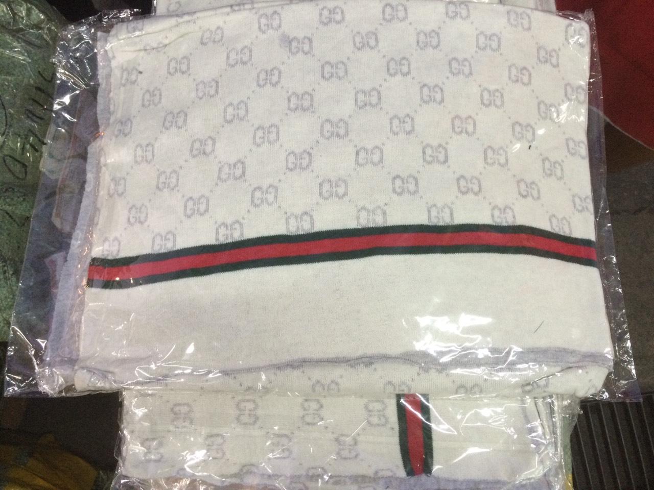 ECH3 ของใช้เด็ก ผ้าห่มเด็กลายกุชชี่